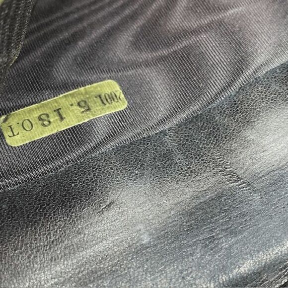 Authentic Vintage Chanel Black Caviar Leather Long Designer Wallet - Picture 8 of 16